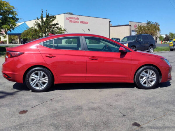 2019-hyundai-elantra-sel-4dr-sedan (4)