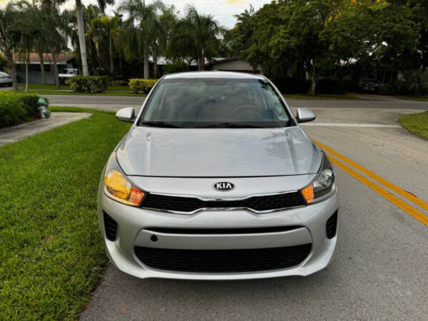 2019-kia-rio-s-4dr-sedan (1)