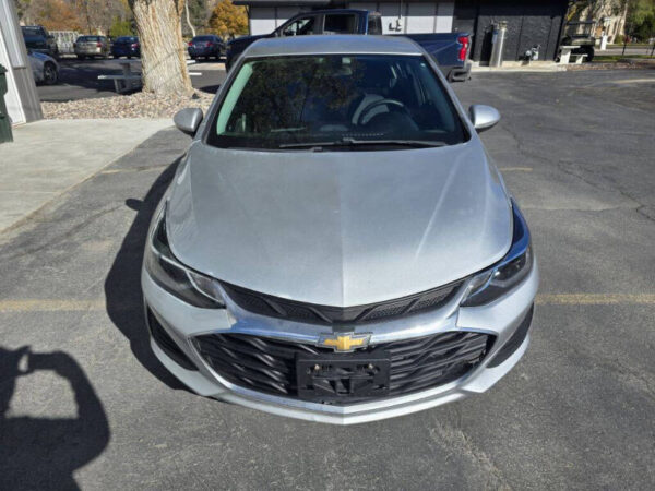 2019-chevrolet-cruze-lt-4dr-sedan (1)